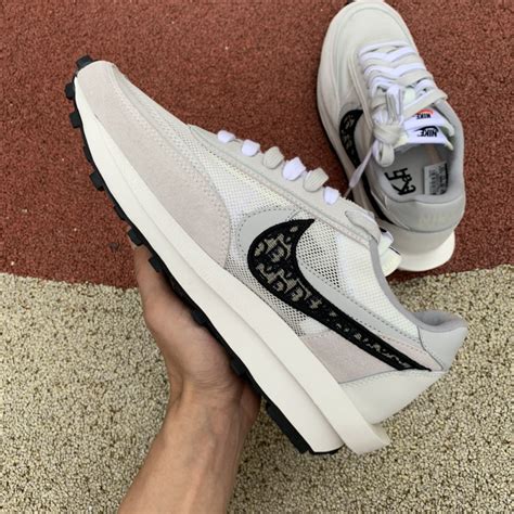 nike sacai dior